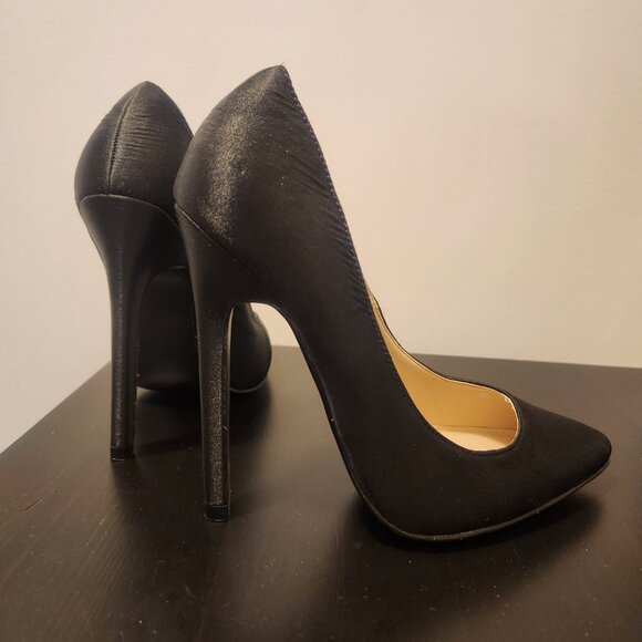 Devious Domina-420 BLACK SATIN - Picture 2 of 2